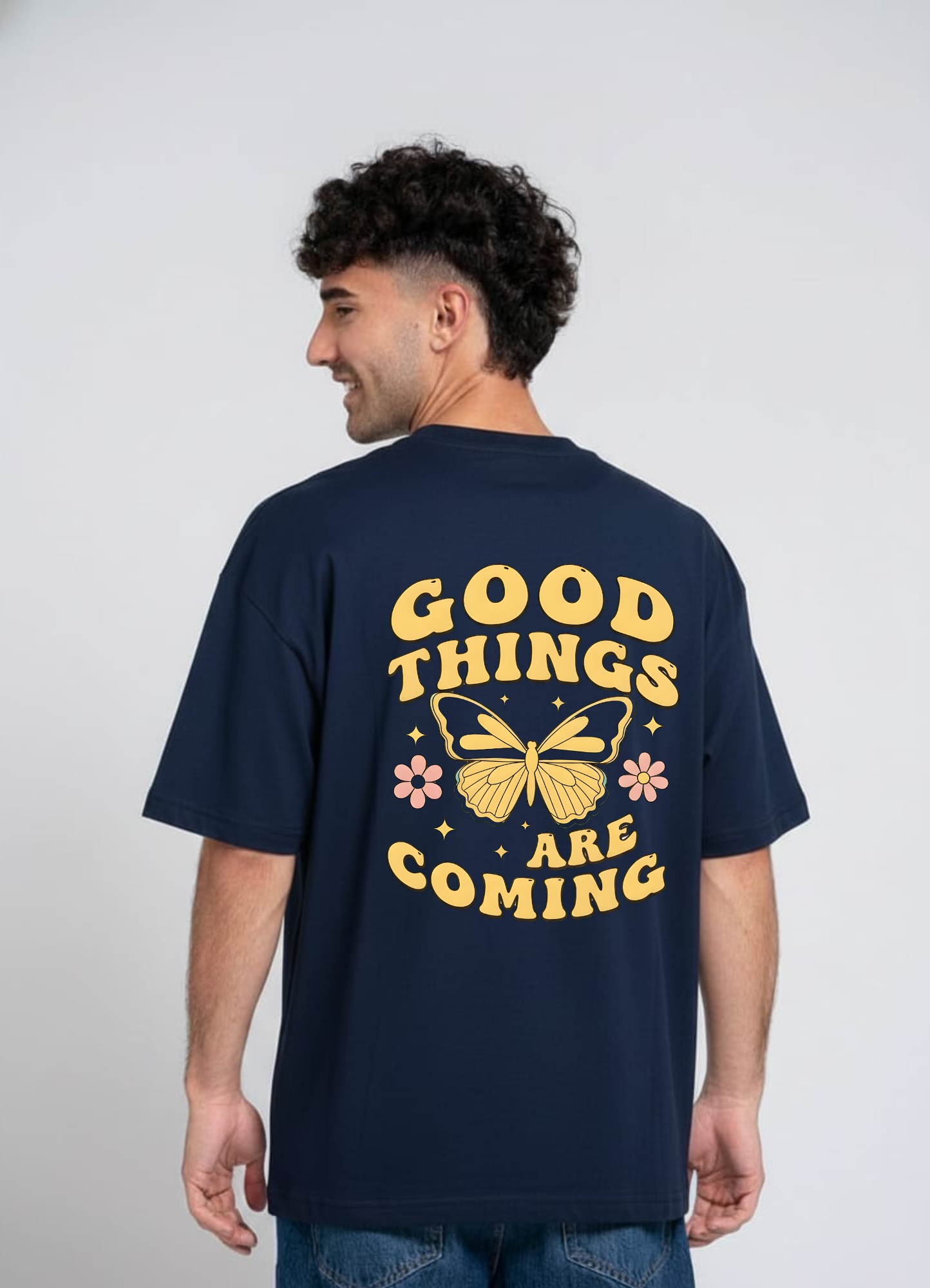 😊Good Things Are Coming❤️✌️-Unisex Oversized Classic T-Shirt